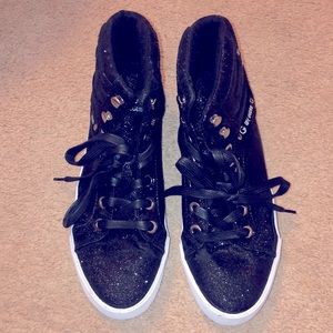 Black 🖤 G BY GUESS 🖤 sneakers!